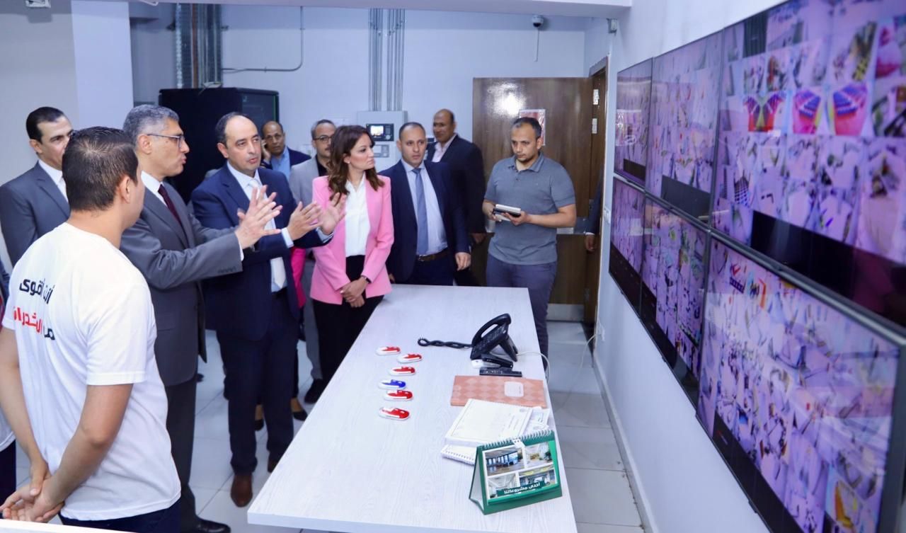 محافظ الجيزة ومدير صندوق مكافحة الإدمان يزوران مركز إمبابة لعلاج مرضى الإدمان