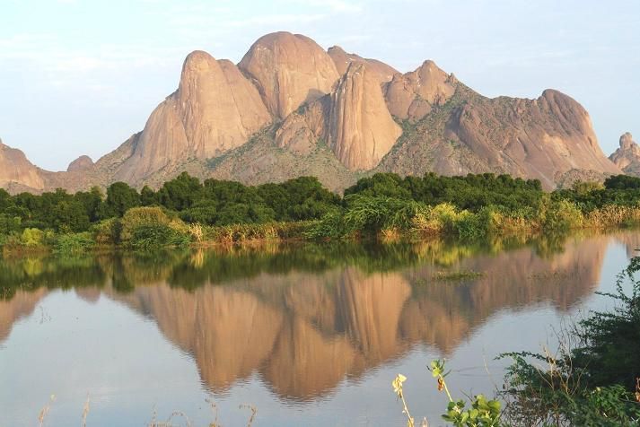 والي كسلا يتفقد سير العمل في المشروع الإسعافي للمياه