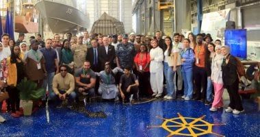 القوات المسلحة تنظم زيارات ميدانية لوفد من الشباب المصرى والأجنبى لعدد من المنشآت العسكرية