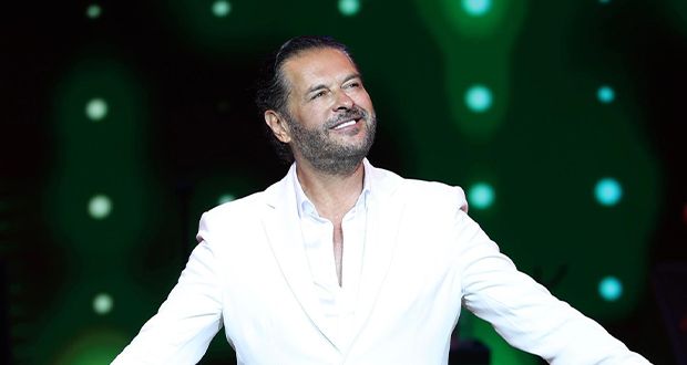 راغب علامة يُشعل الأوبرا السلطانية ويُكرَّم في أوّل وقوف على مسرحها