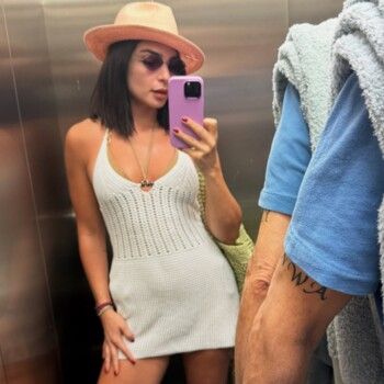 ريتا حايك تستمتع بأوقات صيفية رائعة بملابس السباحة