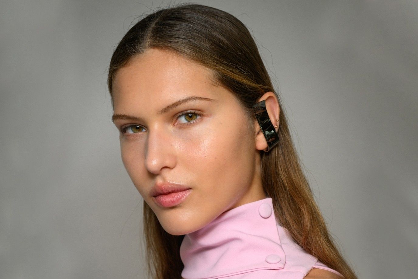 مكياج صيفي خفيف لعيد الأضحى 2025.. خطوات سهلة لإطلالة آسرة