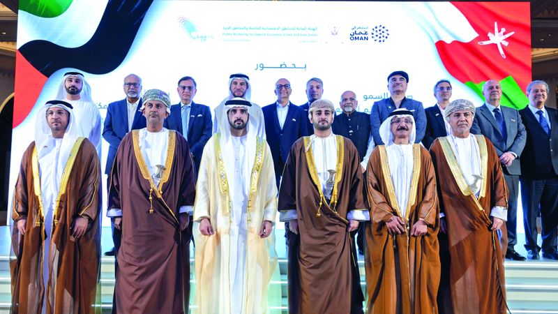 الامارات | حمدان بن محمد يشهد توقيع اتفاقية تطوير وتشغيل المرحلة الأولى من المنطقة الاقتصادية الخاصة بالروضة في «البريمي»