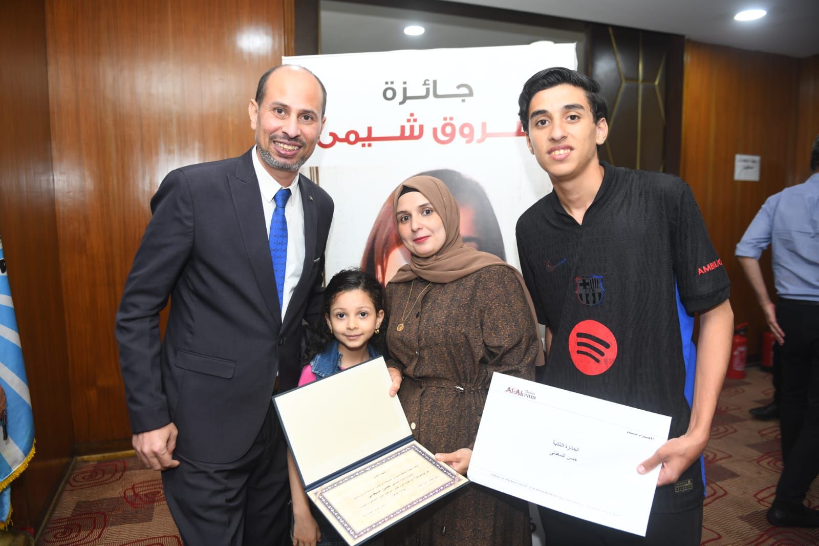 الزميل حسن السعدني يتسلم جائزة "شروق شيمي" للصحافة الرياضية