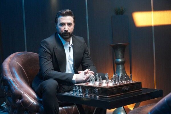 عبد الكريم حمدان يطرح " هزوا الأرض " احتفالاً بهذا الأمر