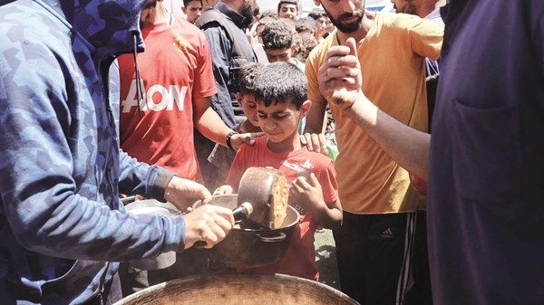 غزة.. نفاد مخزونات المعدات الطبية والأدوية الأساسية