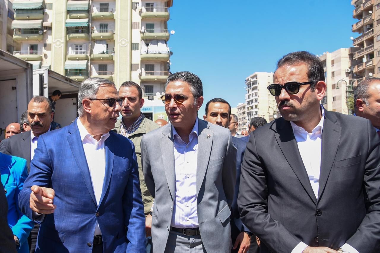 وزير التموين: إقامة نحو 10 أسواق فى جميع أحياء الإسكندرية.. صور