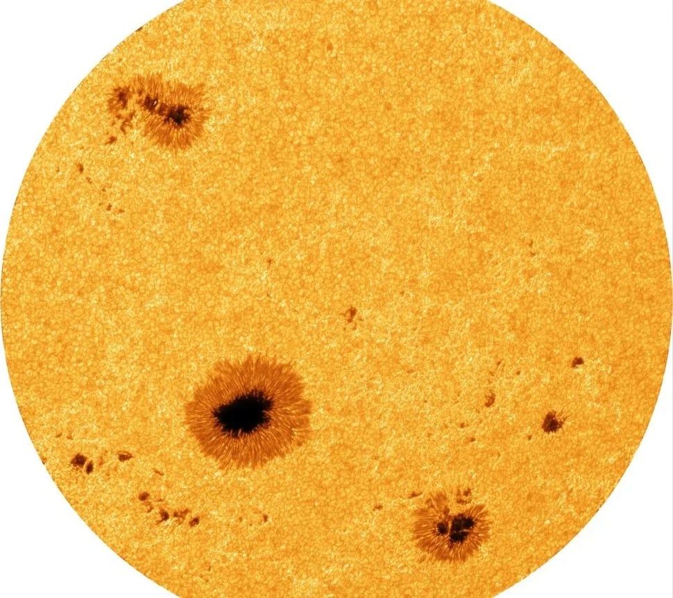 تكنولوجيا: صور جديدة بدقة 8k للشمس تُظهر تفاصيل للبقع الشمسية