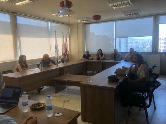 ندوة في مركز أبحاث معهد العلوم الاجتماعية تتناول "السياسات الاقتصادية الأميركية والاقتصاد الدولي: مقاربة تحليلية لأدوات الهيمنة الاقتصادية"