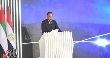 رئيس الوزراء يستقبل وفدًا من شركة "سامسونج إلكترونيكس"