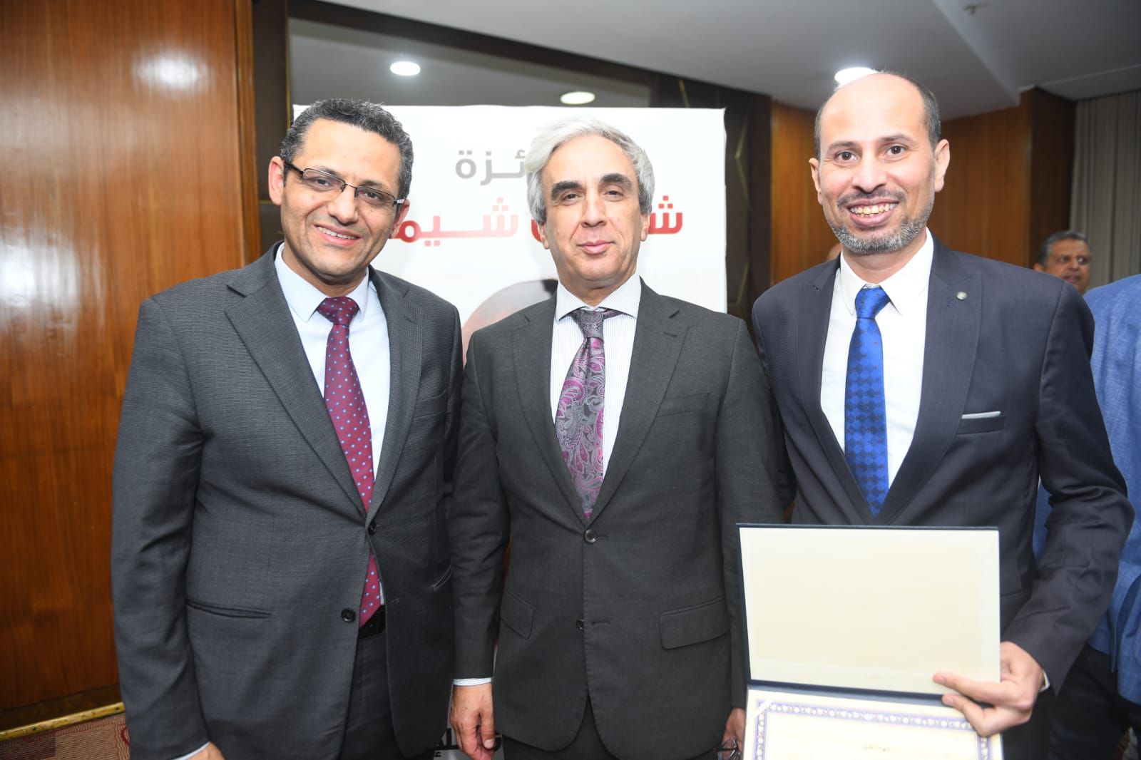 الزميل حسن السعدني يتسلم جائزة "شروق شيمي" للصحافة الرياضية