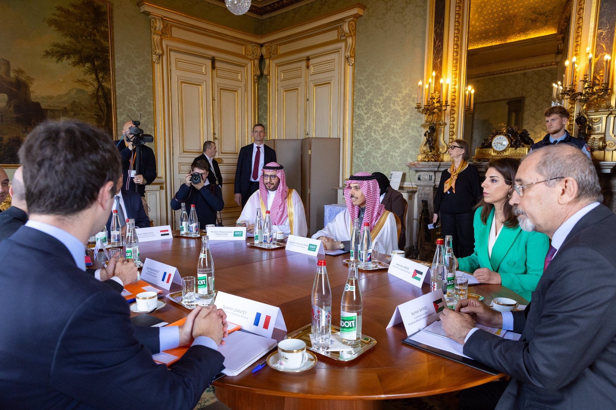 بالصور: 3 وزراء خارجية عرب يناقشون في باريس جهود إنهاء حرب غزة