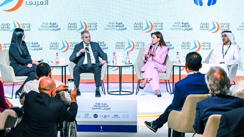 الامارات | رؤساء تنفيذيون: مستقبل الإعلام مرهون بمواكبة التحول الرقمي