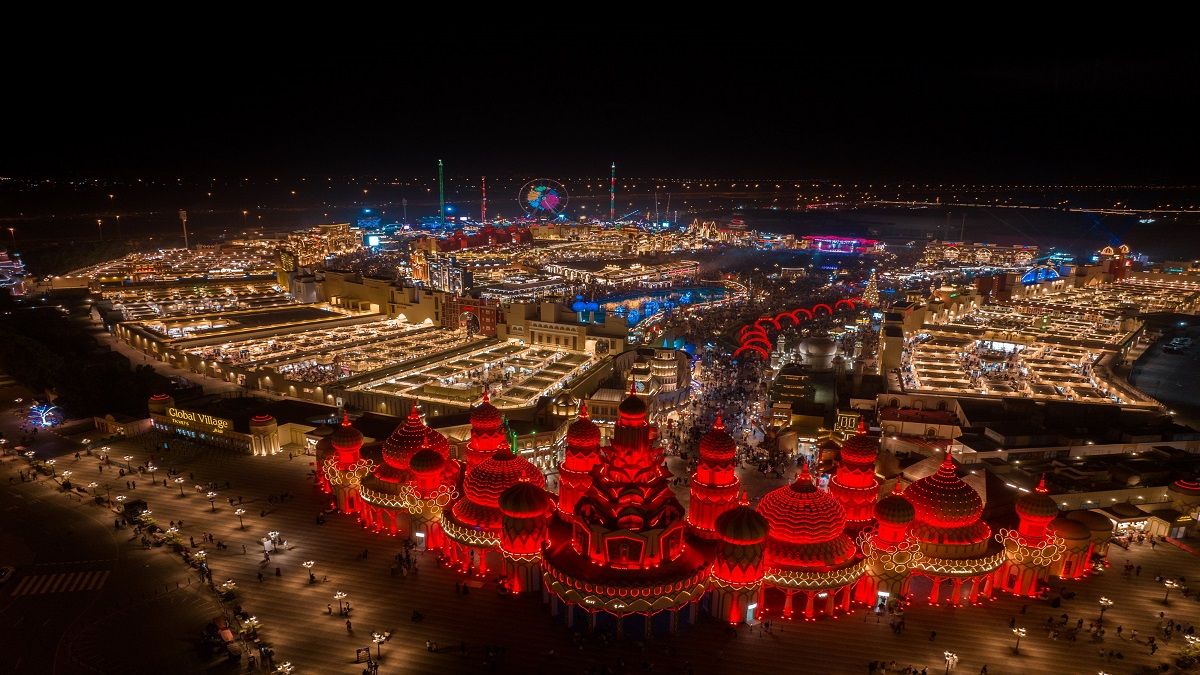 الامارات | القرية العالمية تواصل التألق بجائزتين جديدتين