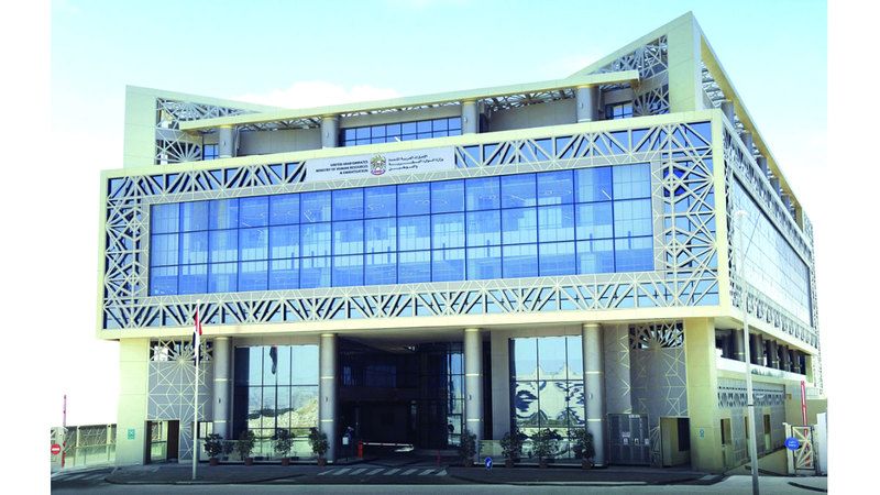 الامارات | «التوطين» ترصد 30 مكتباً مخالفاً لاستقدام العمالة على مدار 3 أشهر