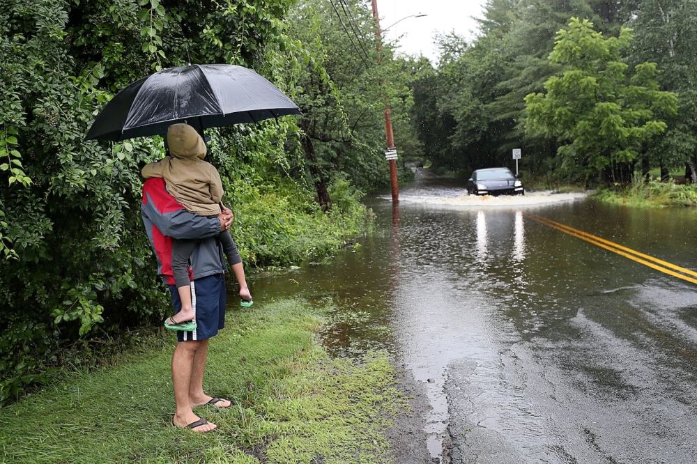تبدأ 12 ظهرًا.. أمطار غزيرة على أجزاء من عسير وجازان