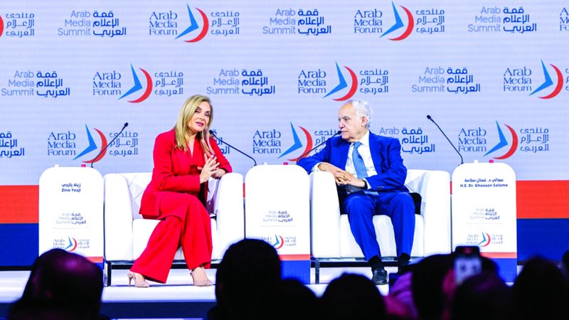 الامارات | وزير الثقافة اللبناني: جيلي كان ضحية الأيديولوجيات.. وشباب اليوم واقعيون