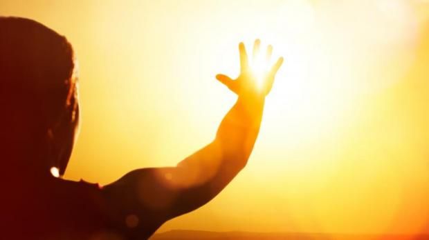 كيف تنظم هرموناتك وتزود مناعتك باستخدام ضوء النهار؟