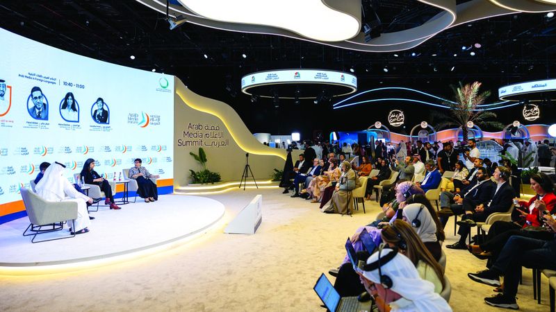 الامارات | «منتدى الإعلام العربي» يناقش توصيل الرسائل العربية بلغات أجنبية