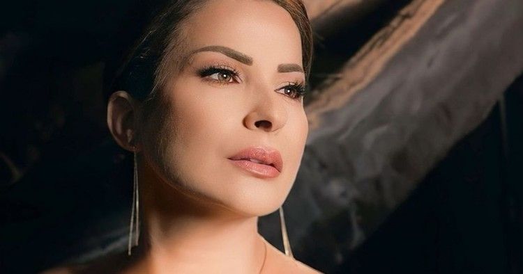 كارلا بطرس تدعم كارول سماحة وهكذا استذكرت "سكرتيرة بابا" و الراحل إبراهيم مرعشلي