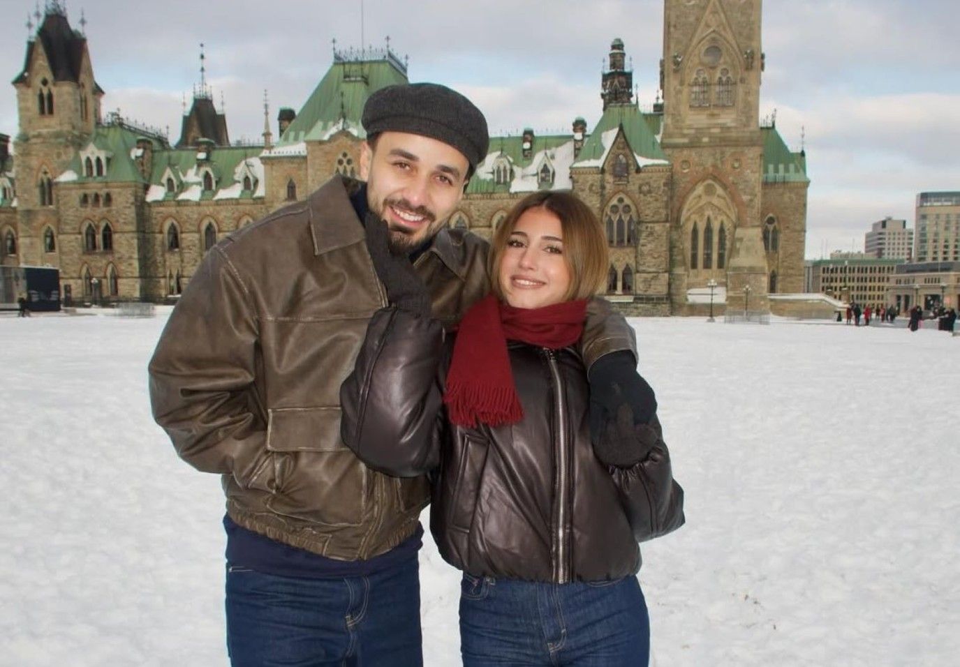   أسامة مروة وشيرين عمارة يعلنان موعد زفافهما بطريقة مميزة: فرحتنا بتكمل