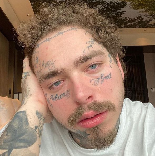 أحمد سعد يزيل التاتو عن ذراعه.. تعرف على النجوم من مهاويس الوشم