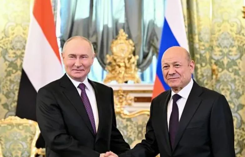 شاهد الفيديو...ماذا قال بوتين للرئيس العليمي أثناء اللقاء بينهما في الكرملين؟