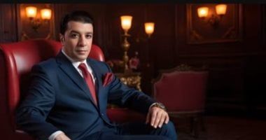 مصطفى كامل يطرح ثانى أغانى ألبومه بعنوان كتاب مفتوح