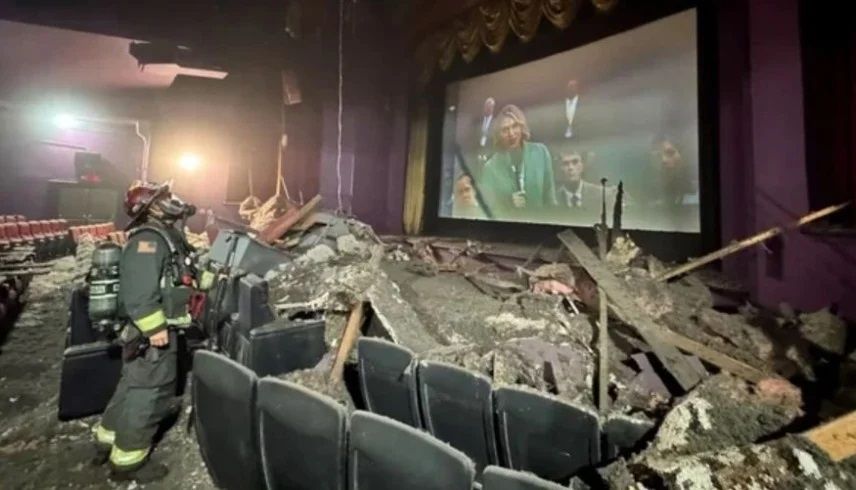 الامارات | صدمة مروعة في دار السينما.. سقف الصالة انهار على الجمهور وهم يشاهدون "فيلم رعب"