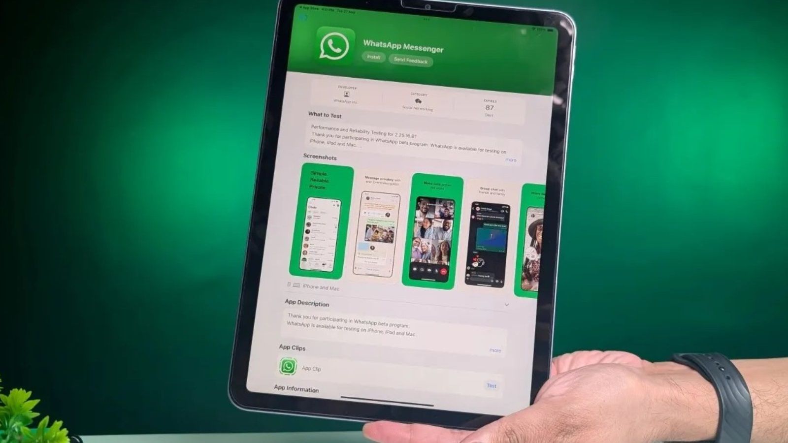 الامارات | أخيراً وبعد انتظار طويل .. "واتساب" خاص يمكن تنزيله على الـ"آيباد"