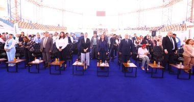 وزيرة التضامن تفتتح ملتقى "فرصة حياة" لتوفير 7000 فرصة عمل.. صور