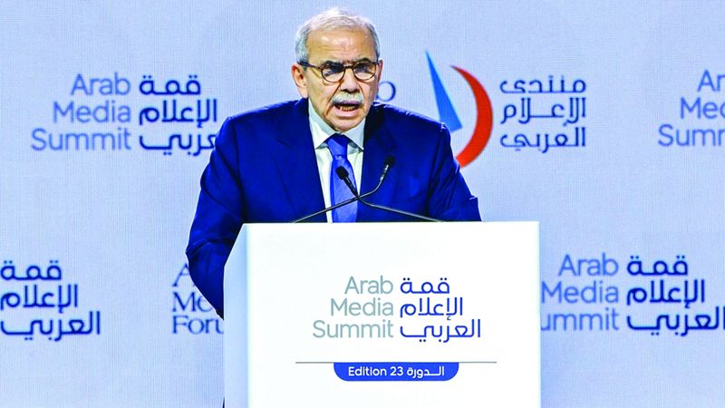 الامارات | نواف سلام: نأمل وجود كميات مُجدية من النفط والغاز في لبنان