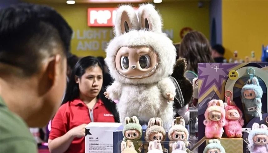 الامارات | "لابوبو" تثير الشجار وتستفز الجمارك في مطارات الصين