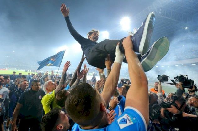 بطولة إيطاليا: كونتي مستمر مع نابولي