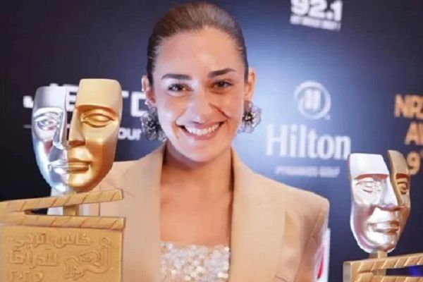 خمسة في عين الحسود.. حكاية أمينة خليل بشهر مايو بين الجوائز والحب والتألق في كان