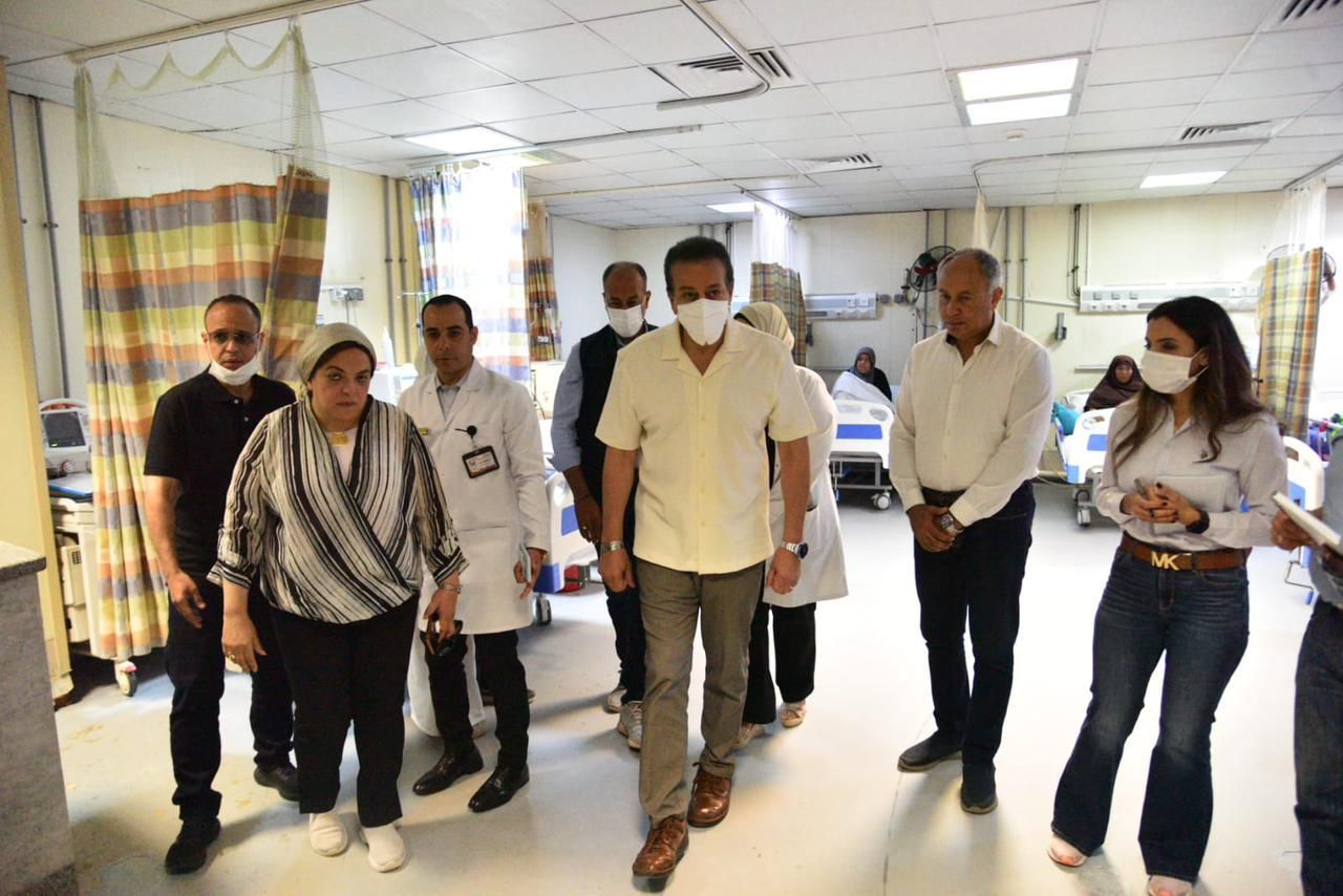 نائب رئيس مجلس الوزراء وزير الصحة يتفقد مستشفى وادي النطرون التخصصي بالبحيرة