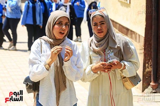 بدء امتحان اللغة العربية لطلاب الشهادة الإعدادية فى الجيزة