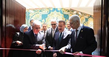 وزير التعليم العالي ومحافظ المنوفية ورئيس الجامعة يفتتحون مركز الاختبارات الإلكترونية بكلية الحقوق