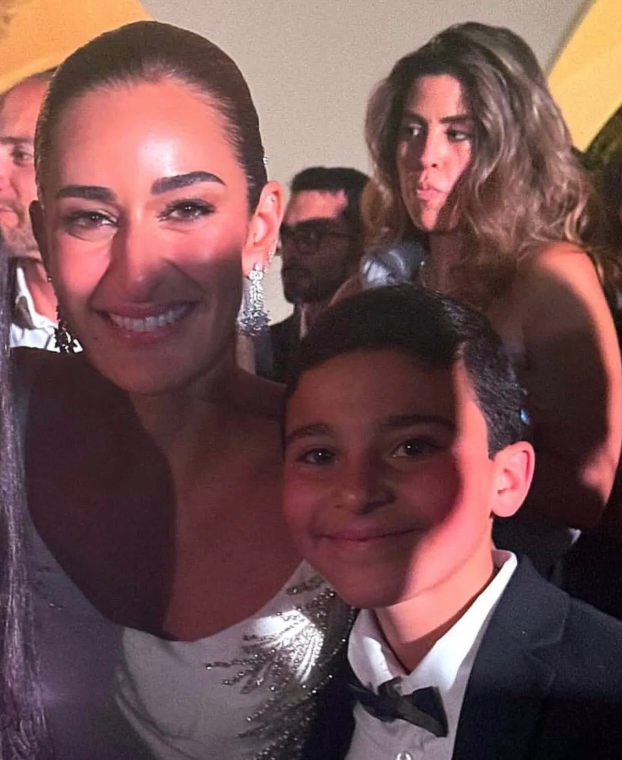 علي البيلي بطل مسلسل "لام شمسية" يحضر حفل زفاف أمينة خليل