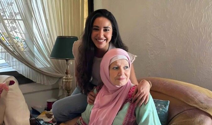 آية سماحة ومشيرة إسماعيل تنهيان خلافهما برعاية أشرف زكي