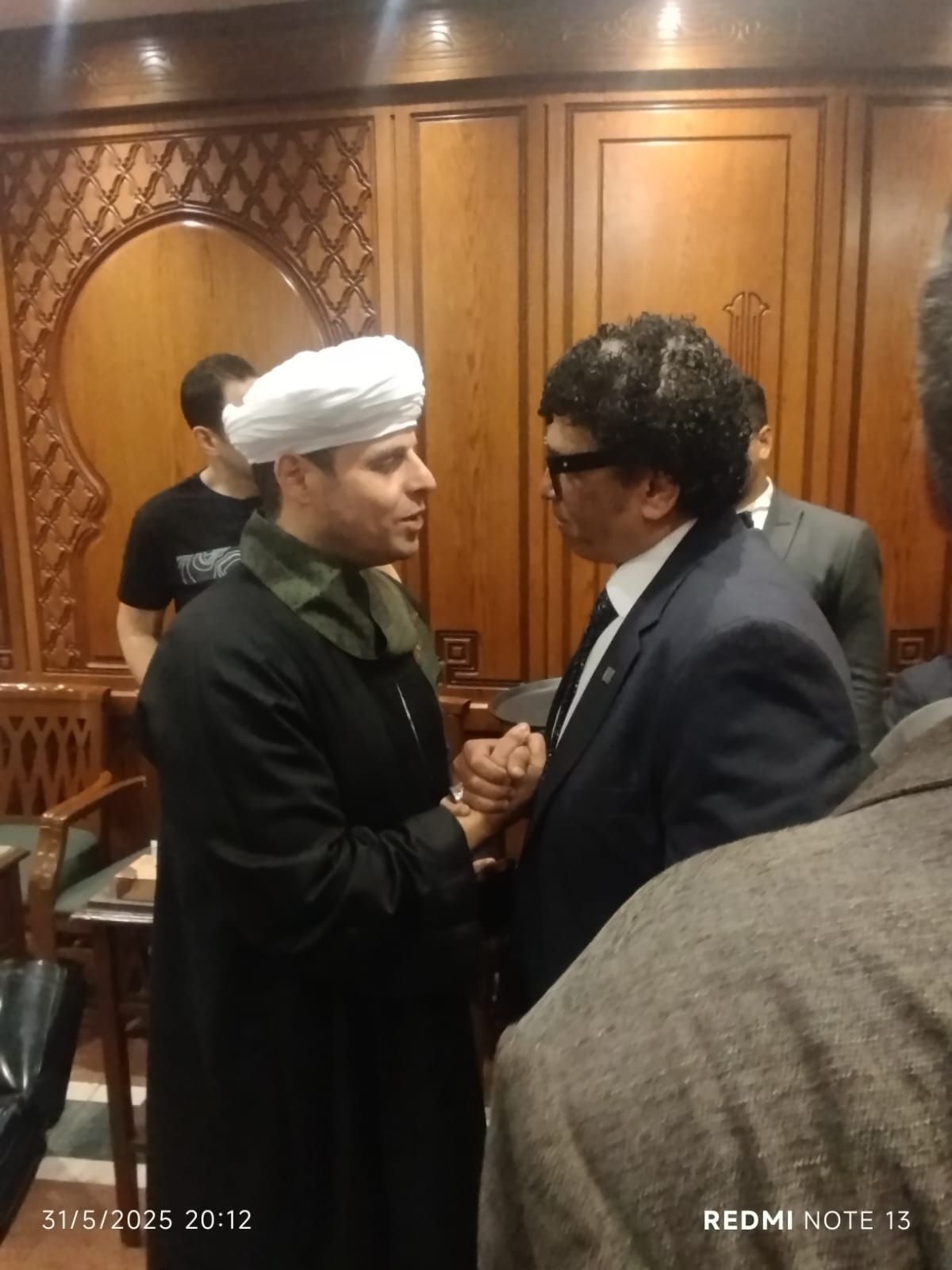 وزير الثقافة وخالد جلال وحماده الموجي أول الحاضرين فى عزاء والد رئيس دار الأوبرا