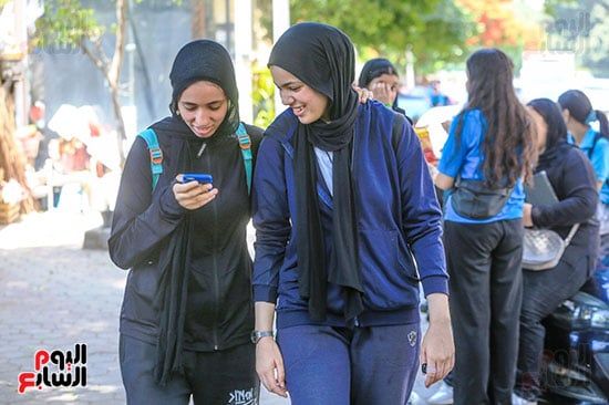 بدء امتحان اللغة العربية لطلاب الشهادة الإعدادية فى الجيزة