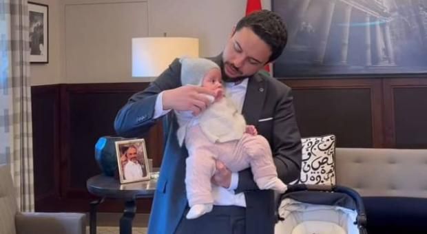 بعد إصابة ولي عهد الأردن به.. تعرف على مرض «كتف الأبوة» النادر