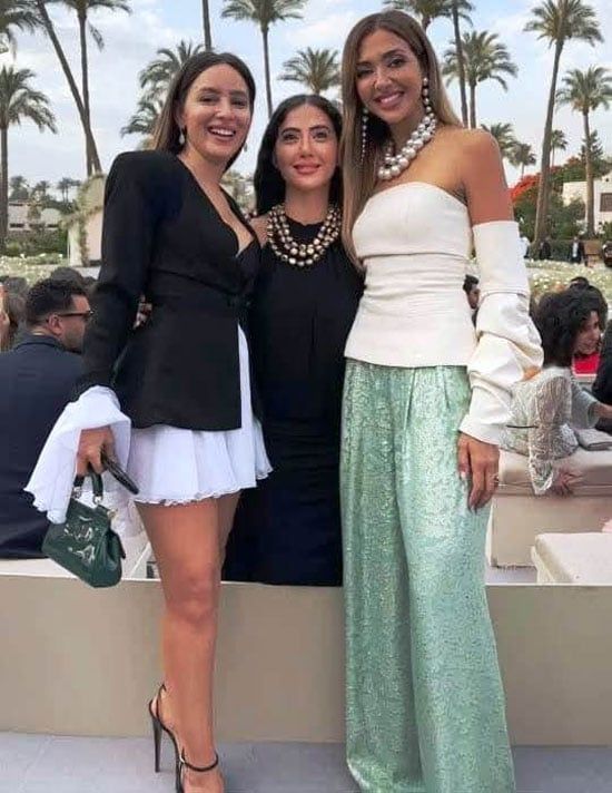 أحمد حلمي ومنى زكي وعمرو يوسف وكندة علوش في زفاف أمينة خليل.. صور جديدة