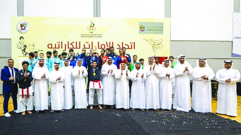 الامارات | «الشارقة للألعاب الفردية» يرفع كأس الاتحاد للكاراتيه