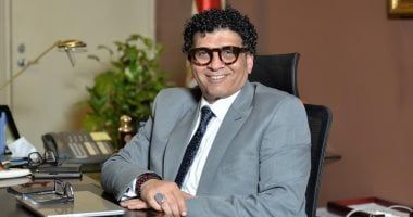 رئيس دار الأوبرا يوجه الشكر لكل من واساه فى وفاة والده