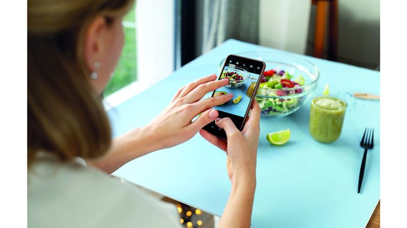 الامارات | منصات التواصل الاجتماعي سبب رئيس للاضطرابات الغذائية