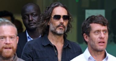 أحدث تفاصيل في قضية راسل براند من تهمة الاغتصاب والاعتداء.. تعرف عليها