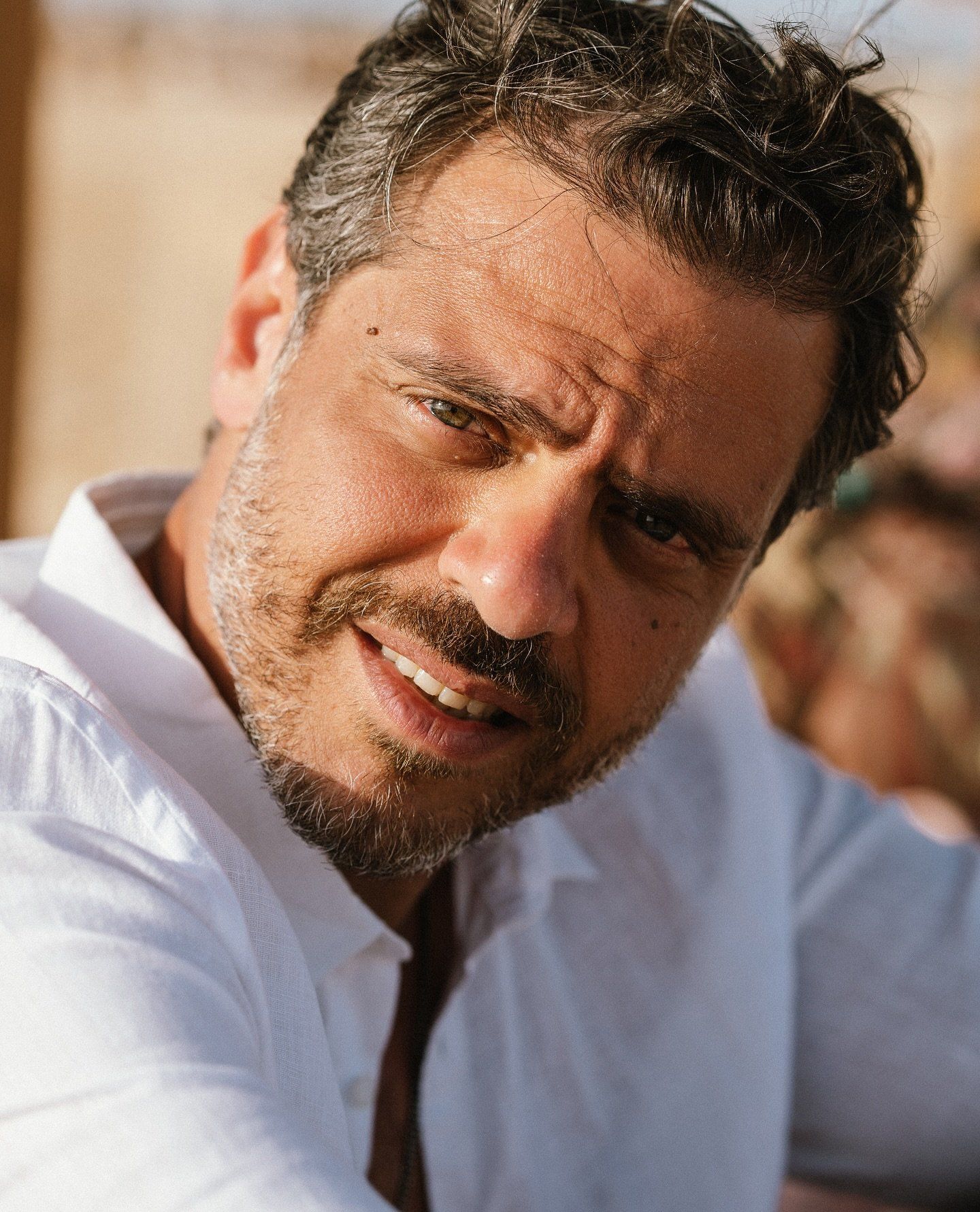 طارق صبري.. مشوار فني متنوع وتعاونات مع كبار النجوم أبرزهم عادل إمام