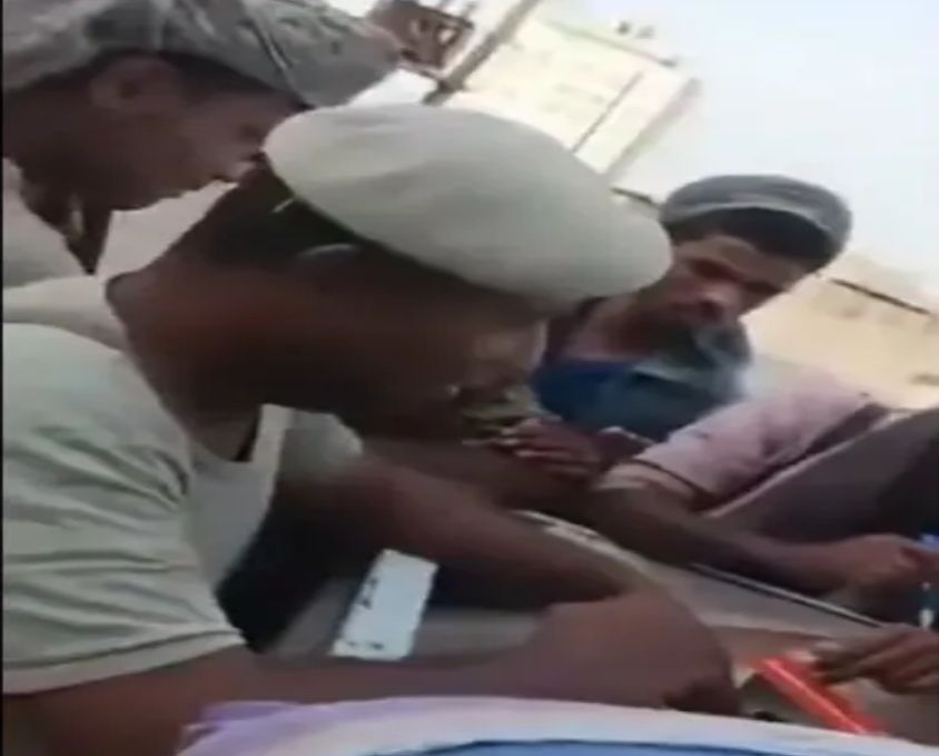 كانت في طريقها إلى هذه المدينة اليمنية...ضبط شحنة مجسمات جنسية رجالية ونسائية "صورة"